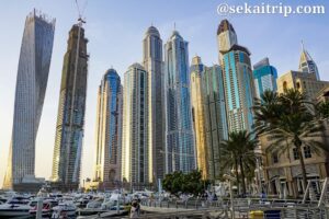 ドバイのドバイ・マリーナ・ウォーク（Dubai Marina Walk）から撮影した景色