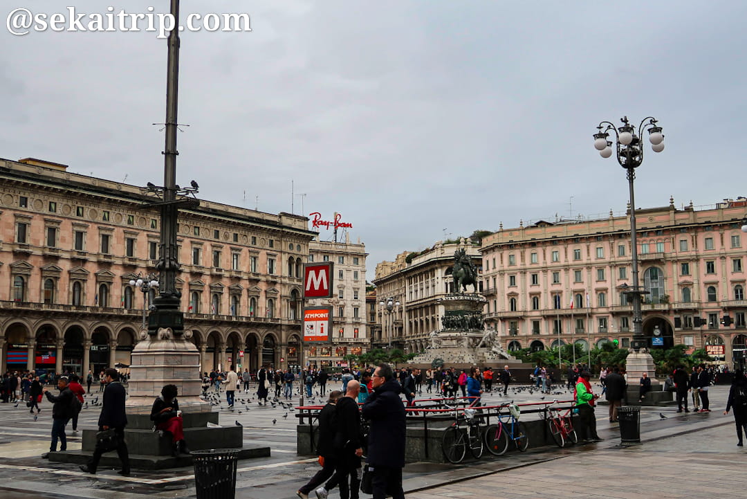 イタリア・ミラノのドゥオーモ広場（Piazza del Duomo）