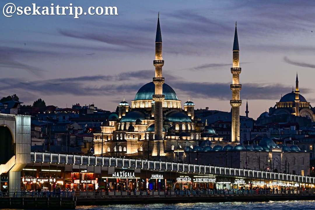 トルコ・イスタンブールのイェニ・モスク（Yeni Cami）
