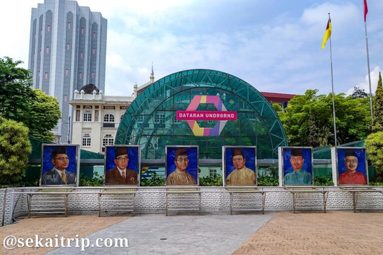 ムルデカスクエアは観光の中心地!独立広場の注目スポットとは? 世界トリップ