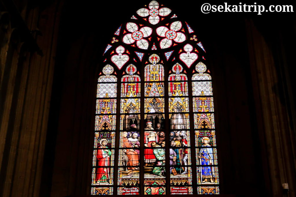 サン・ミッシェル大聖堂のステンドグラス