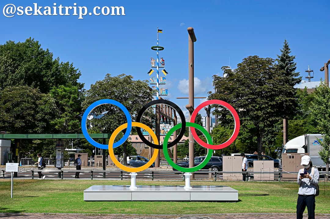 大通公園に設置されたオリンピックシンボル